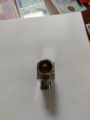 Nhà tắm cao cấp hình vuông đồng lớn dòng chảy máy sưởi nước lạnh và nước nóng vòi vệ sinh van góc