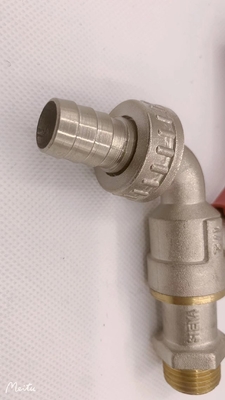 Nhà máy cung cấp 1/2 nickel bọc thép tay cầm vườn đồng bibcock vòi nước vòi