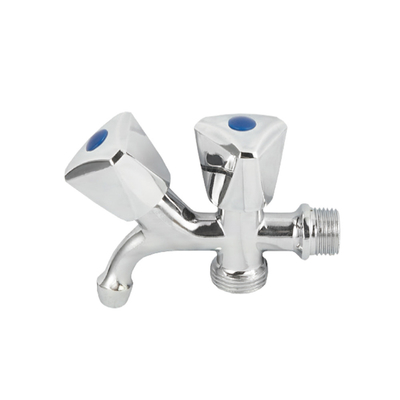 Thiết kế mới vòi nước bibcock đồng với 2 ổ cắm