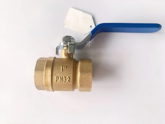 Rohs Nhiệt độ bình thường 1-1 / 4 Van bi bằng đồng thau Van bi Pn30