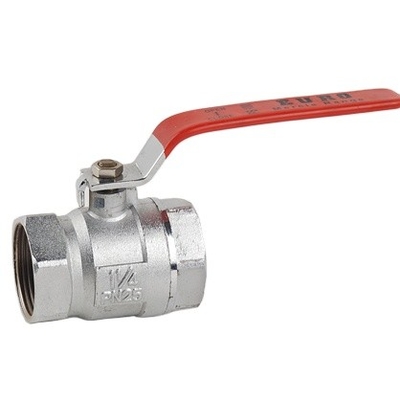 Rohs Nhiệt độ bình thường 1-1 / 4 Van bi bằng đồng thau Van bi Pn30